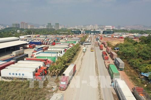 Triển khai chức năng cảnh báo chống ùn tắc phương tiện tại cửa khẩu