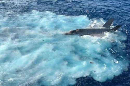 Xuất hiện hình ảnh tiêm kích hạm F-35C Mỹ trước khi chìm xuống Biển Đông