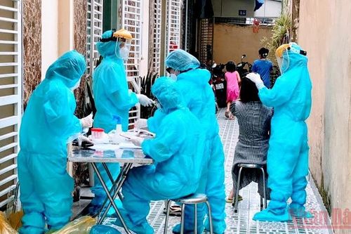 Xét nghiệm cho 5.000 công nhân khu vực nhà trọ ở Hải Phòng sau Tết