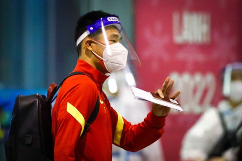 Wu Lei cùng dàn sao tuyển Trung Quốc tới Việt Nam