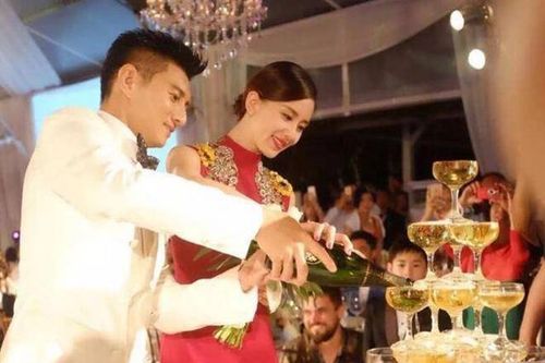 Tiền mừng cưới của sao Hoa ngữ cao hơn cả cát-sê đóng vài bộ phim