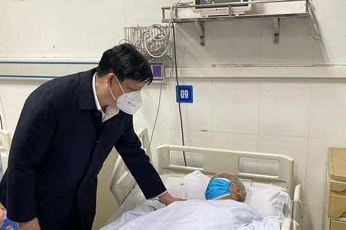 Bộ trưởng Y tế: 'Các y, bác sĩ trong Tết cũng không có giây phút nghỉ'