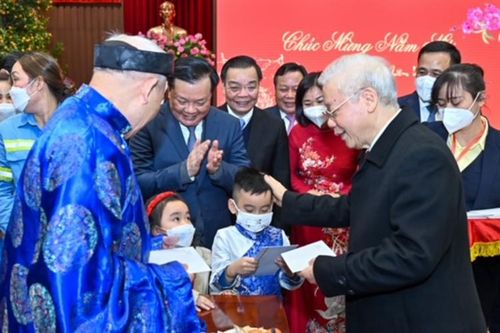 Tổng Bí thư Nguyễn Phú Trọng thăm, chúc Tết Đảng bộ, chính quyền và nhân dân Thủ đô
