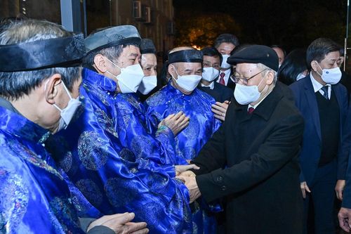 Tổng Bí thư Nguyễn Phú Trọng chúc Tết nhân dân Hà Nội