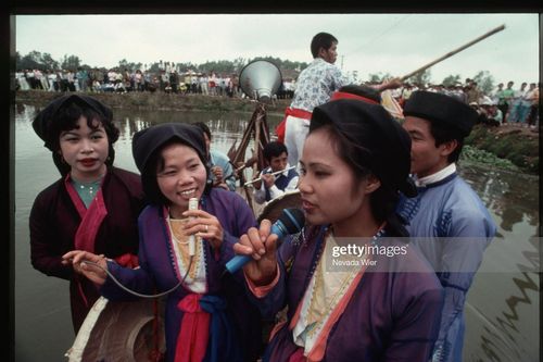 Mùa xuân Việt Nam thập niên 1990 qua ống kính Nevada Wier (1)