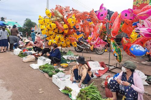 Phiên chợ ít người biết ở Bình Định, mỗi năm chỉ họp 1 lần