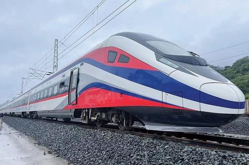 Từ tuyến đường sắt tốc độ cao Lào - Trung Quốc nghĩ về đường sắt Việt Nam
