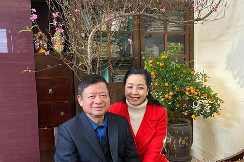 Diễn viên Chiều Xuân: 'Chồng tôi luôn đứng bếp nấu cỗ ngày Tết'