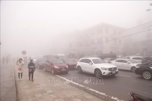 Du khách đổ lên Sa Pa, tắc đường cục bộ tại một số điểm, tuyến du lịch