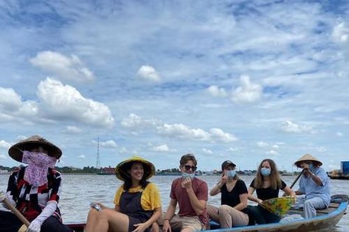 Trải nghiệm đón Tết Nguyên đán của du học sinh tại Việt Nam