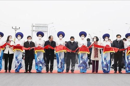 Phải đột phá tư duy, đẩy mạnh phân cấp để đất nước có 5.000 km cao tốc