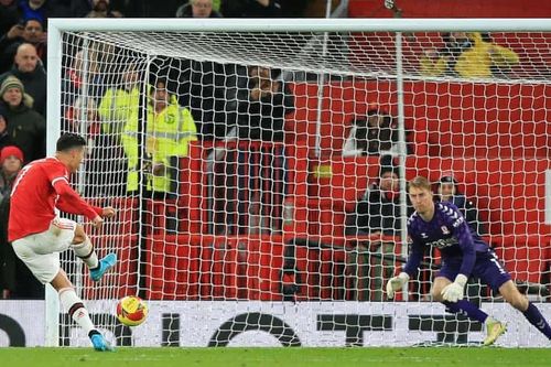 Ronaldo đá hỏng phạt đền Man Utd bị loại khỏi Cup FA
