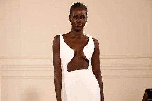 Trang phục bodycon trở lại