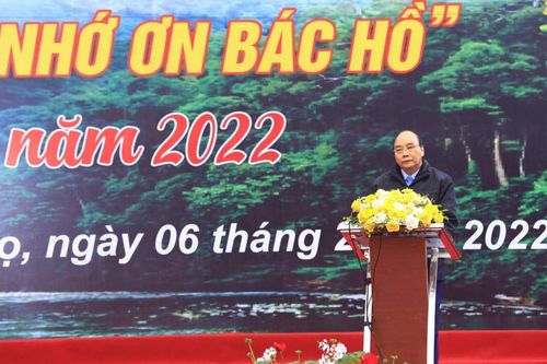 Chủ tịch nước Nguyễn Xuân Phúc phát động Tết trồng cây nơi đất Tổ