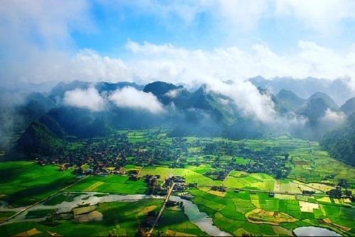 Chờn vờn mây trắng Thung Mây