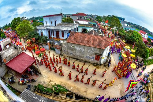 Tết ngập sắc màu lễ hội