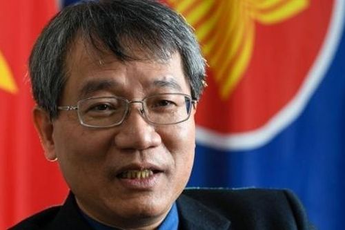 Đại sứ Nguyễn Vũ Tùng trả lời báo Hàn Quốc: 'Tôi thích Dae Jang-geum, con gái thích Blackpink'