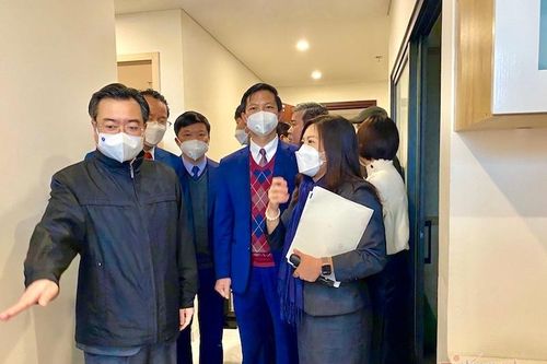 Bộ trưởng Xây dựng Nguyễn Thanh Nghị 'xông đất' căn hộ 400 triệu đầu năm