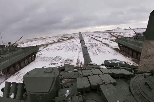 Toàn cảnh căng thẳng Nga-Ukraine, quan điểm và cán cân lực lượng các bên