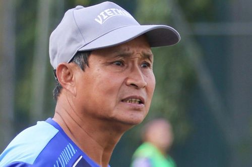 Chương Thị Kiều: 'Chúng tôi muốn có kỷ niệm với HLV Mai Đức Chung'