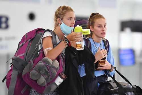 Đứt gãy chuỗi cung ứng đón khách quốc tế