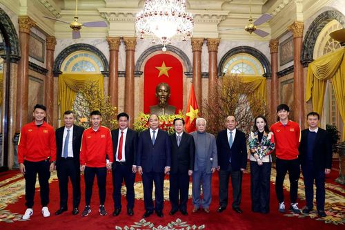 Tuyển Việt Nam nhận thưởng 3,6 tỷ đồng sau trận thắng Trung Quốc