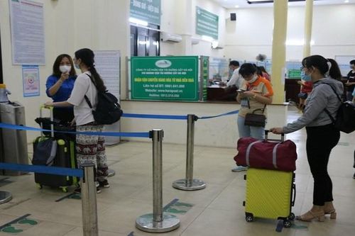 Đường sắt giảm giá lớn hỗ trợ sinh viên trở lại trường học sau Tết