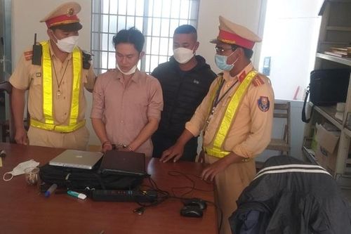 CSGT nhanh trí, bắt đối tượng nhiều lần trộm cắp xe máy, laptop mang đi bán