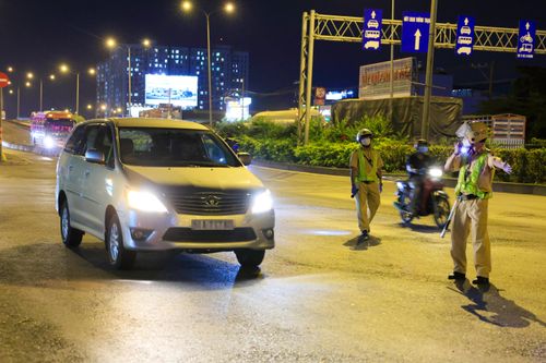 Uống 2 lon bia, tài xế ở TP.HCM bị phạt 35 triệu đồng