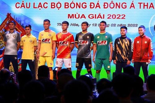 HLV Petrovic xin cải thiện mặt sân cho các đội trẻ Thanh Hóa