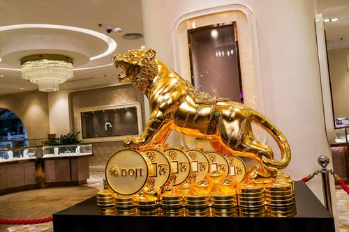 Cận cảnh siêu hổ vàng 70 tỷ chào Xuân 2022