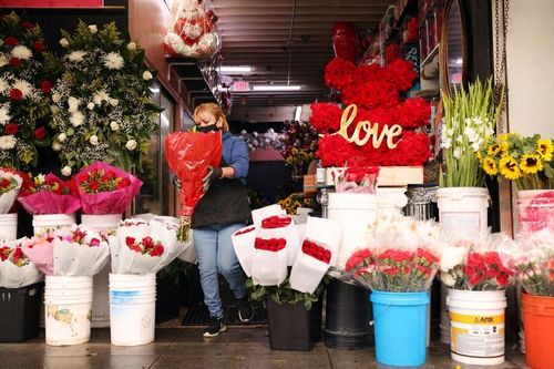 Valentine 2022: Mọi thứ đều tăng giá trên toàn cầu