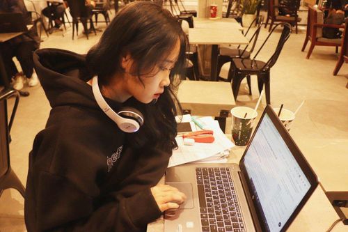 Bỏ việc sau Tết