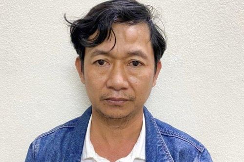 Tạm giữ 2 người hành hung trung úy công an
