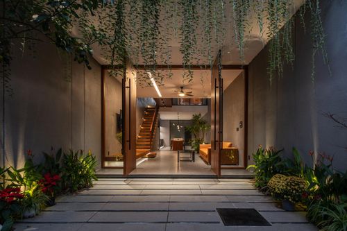Nhà ống Đà Nẵng thoáng sáng 'nổi bần bật' trên báo Mỹ