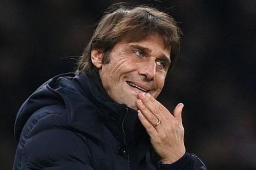 Tin chuyển nhượng: Tottenham giữ HLV Conte; Man Utd nâng cấp tuyến phòng ngự bên trái và tìm HLV dài hạn