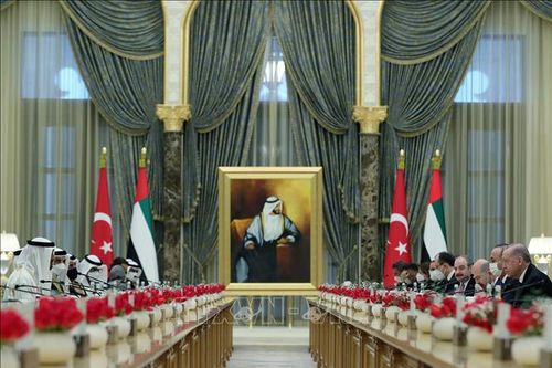 UAE, Thổ Nhĩ Kỳ ký 13 thỏa thuận hợp tác