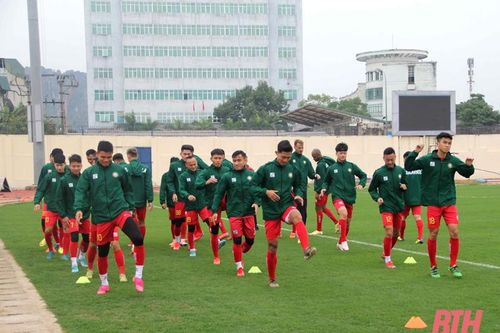 CLB Đông Á Thanh Hóa chốt danh sách đăng ký thi đấu, số áo mùa giải 2022: Nhiều gương mặt trẻ góp mặt