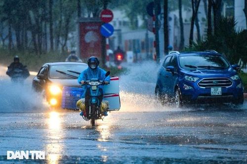 Vì sao mưa rét, ẩm ướt ở miền Bắc diễn ra liên tiếp?