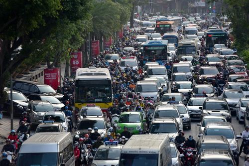 Hà Nội đặt mục tiêu xử lý từ 7 đến 10 điểm ùn tắc mỗi năm