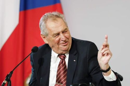Tổng thống Czech chê năng lực tình báo Mỹ