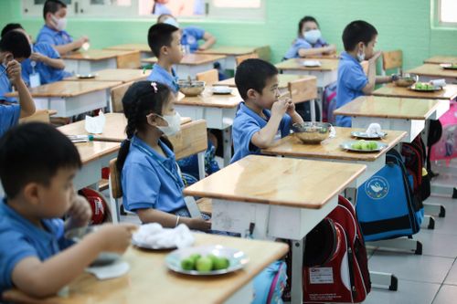 Trường học ở TP.HCM lúng túng khi xử lý học sinh F1 chưa tiêm vaccine