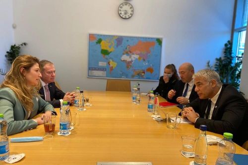 Nói Israel chẳng ủng hộ tinh thần lẫn ngoại giao giữa căng thẳng với Nga, Ukraine 'thất vọng'
