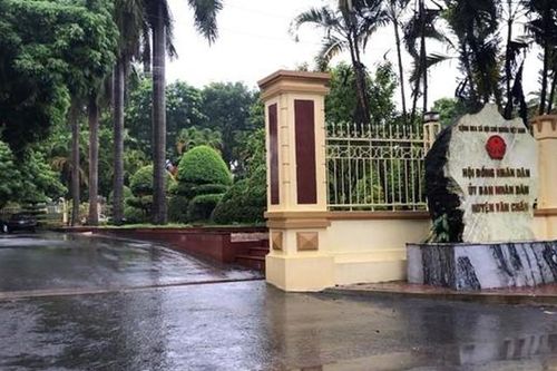 Bắt giam nguyên Phó chủ tịch huyện Văn Chấn