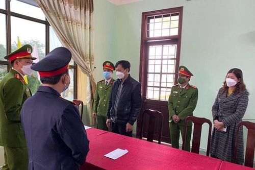 Khởi tố, tạm giam Chủ tịch HĐND phường vì sai phạm đất đai