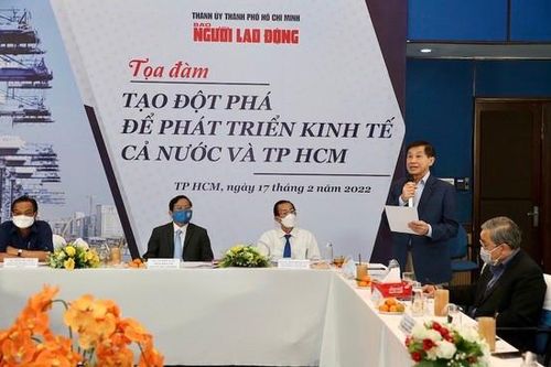 Chuyên gia 'hiến kế' phục hồi và phát triển kinh tế cho cả nước và TPHCM
