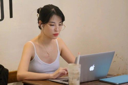 Từ bỏ công việc phải ngồi văn phòng