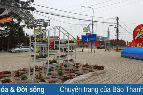 Đông Sơn rực rỡ cờ hoa kỷ niệm 75 năm ngày Bác Hồ lần đầu tiên về thăm Thanh Hóa