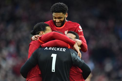 Alisson kiến tạo trong trận thắng của Liverpool