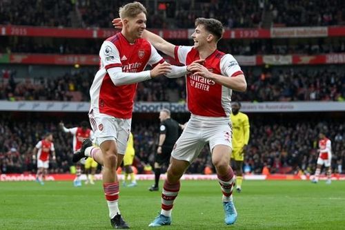 Sao trẻ lập kỷ lục giúp Arsenal áp sát tốp 4